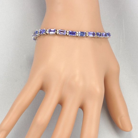 Estate 12.45Ct Natural Tanzanite and Diamond 14K Solid White  12.45 Ct Tanzanite & Diamond 14KW Gold Bracelet